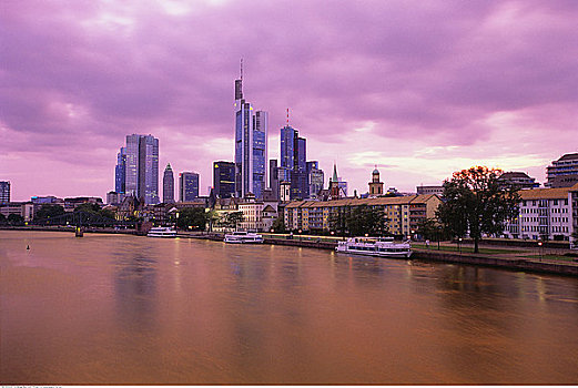 cau lo bach thu